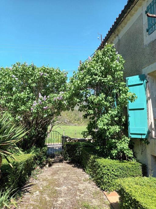 Charmant Studio Avec Jardin A La Campagne Sur Le Chemin De Saint Jacques De Compostelle Appartement Lauzerte Buitenkant foto